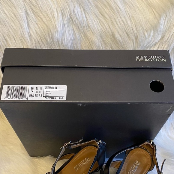 Kenneth Cole Reaction Platform Sandal - Picture 7 of 16
